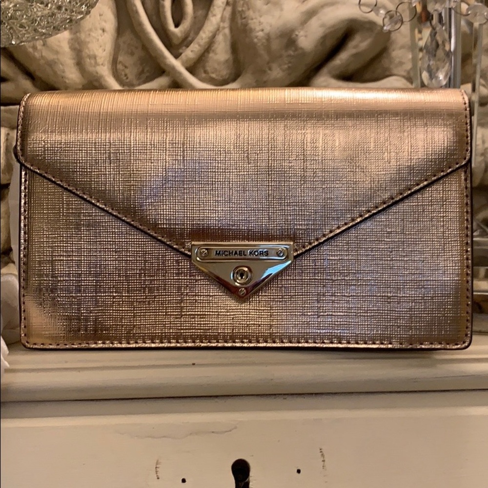 NWT Michael Kors Envelope Clutch/Crossbody
